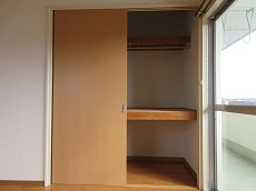 クローゼット③